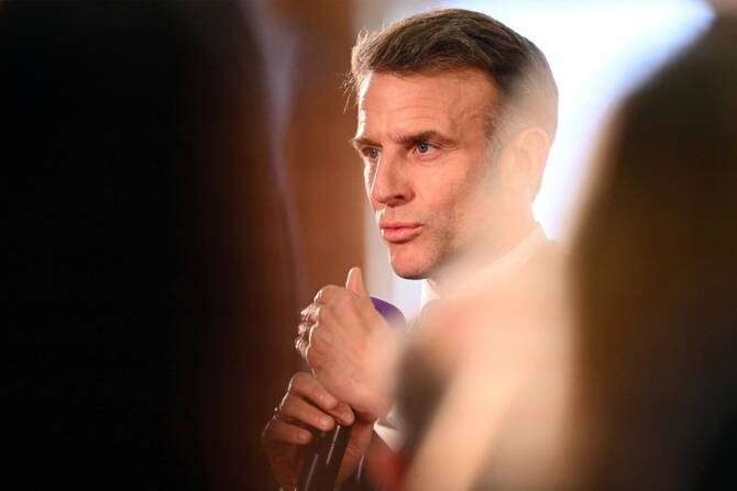 ماكرون: استئناف الحوار مع بوتين «قيد الإعداد»